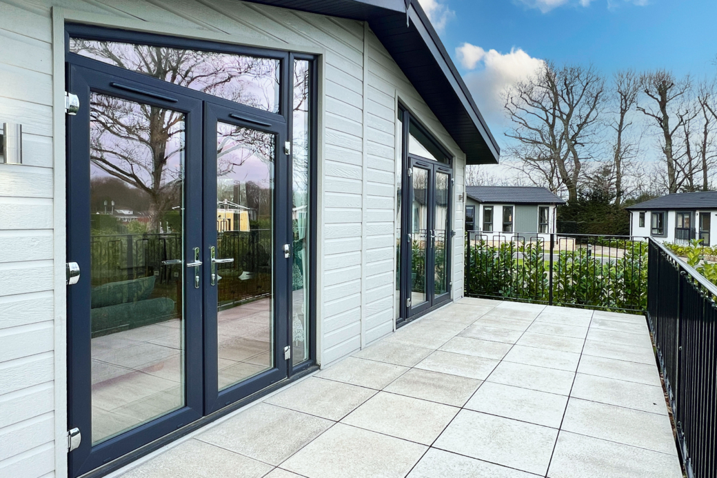 Plot 25 Willerby Acorn Patio
